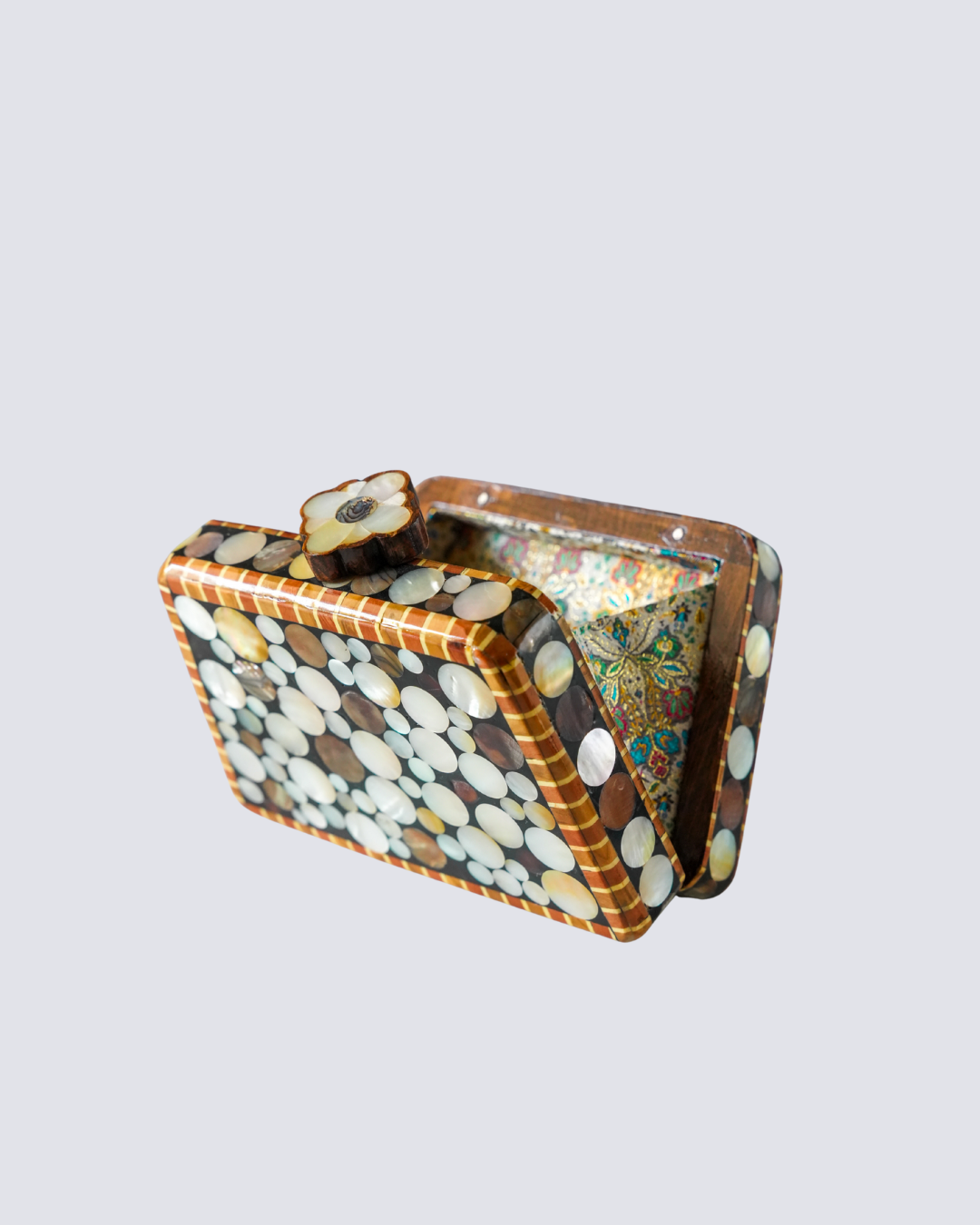 Dots Clutch