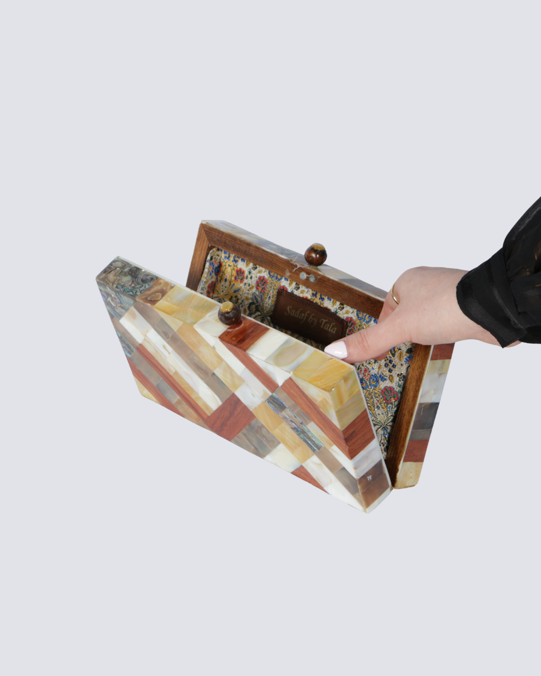 Pattern Clutch