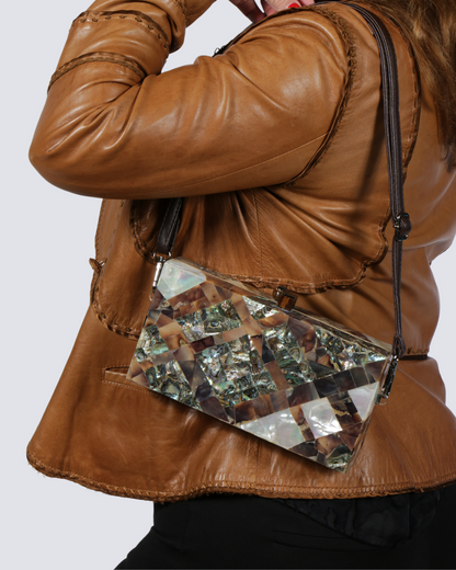 Earth Clutch